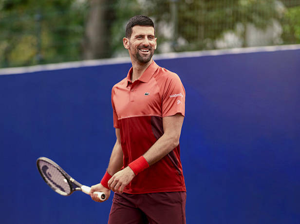 表现优异引发热议！，德约科维奇在法国队比赛中领先优势明显比赛高潮迭起的简单介绍