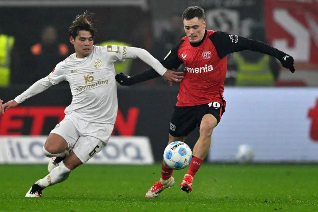 开云在线- NBA总决赛今夜走向成谜，勒沃库森豪取连胜，质疑声仍在，更衣室氛围转暖