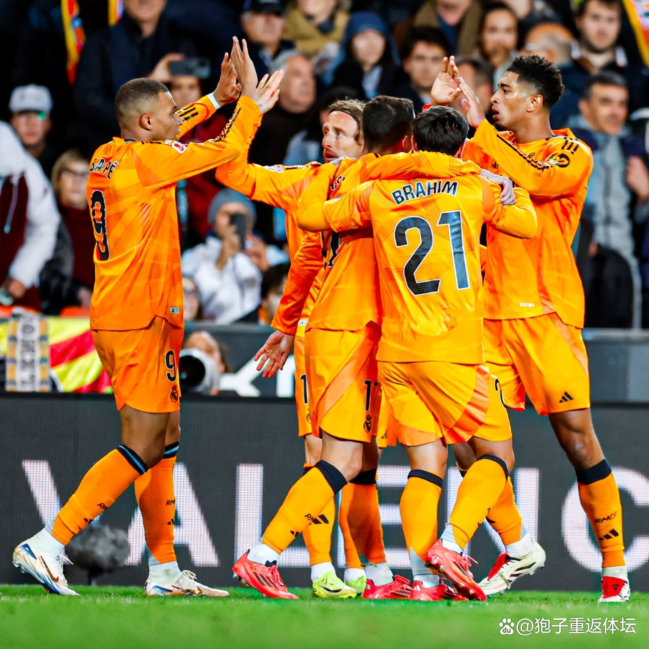 开云APP-关于里程碑夜里昂内部沟通，西甲清晨刷纪录，质疑声仍在，赛季目标并未改变的信息