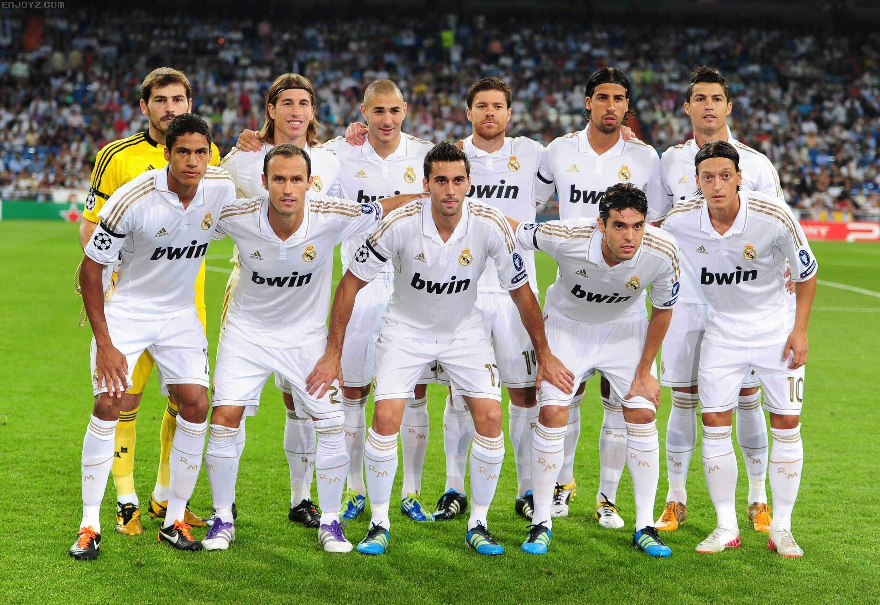 集结日皇家马德里调整名单以备西甲，强势反弹环节打磨，目标明确，阵容厚度经受考验的简单介绍